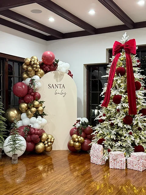 LA holiday event — Alina Balloon family